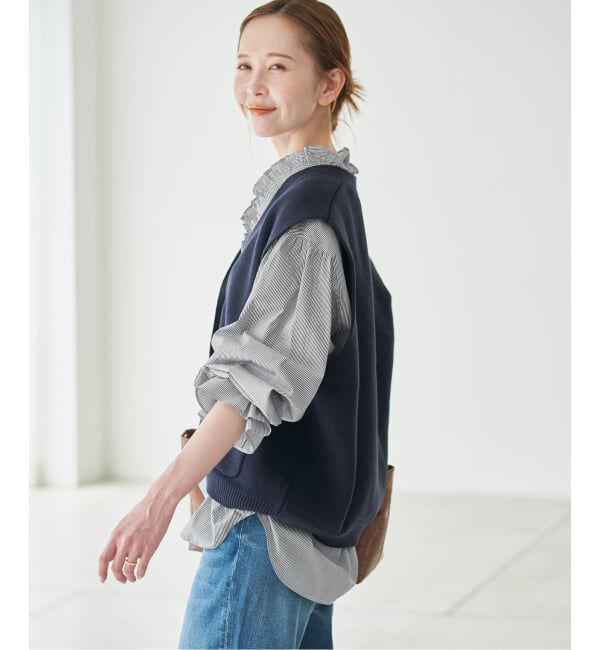 SLOBE IENA「《WEB限定カラーあり》Vネックフリル ボリュームスリーブブラウス」|シャツ・ブラウス|