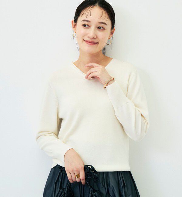 NOLLEY'S sophi「【WEB限定】《手洗い可能》片衿パール総針Vネックプルオーバー」|ニット・セーター|