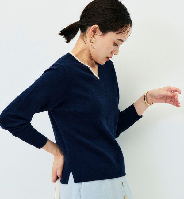 NOLLEY'S sophi「【WEB限定】《手洗い可能》片衿パール総針Vネックプルオーバー」|ニット・セーター|