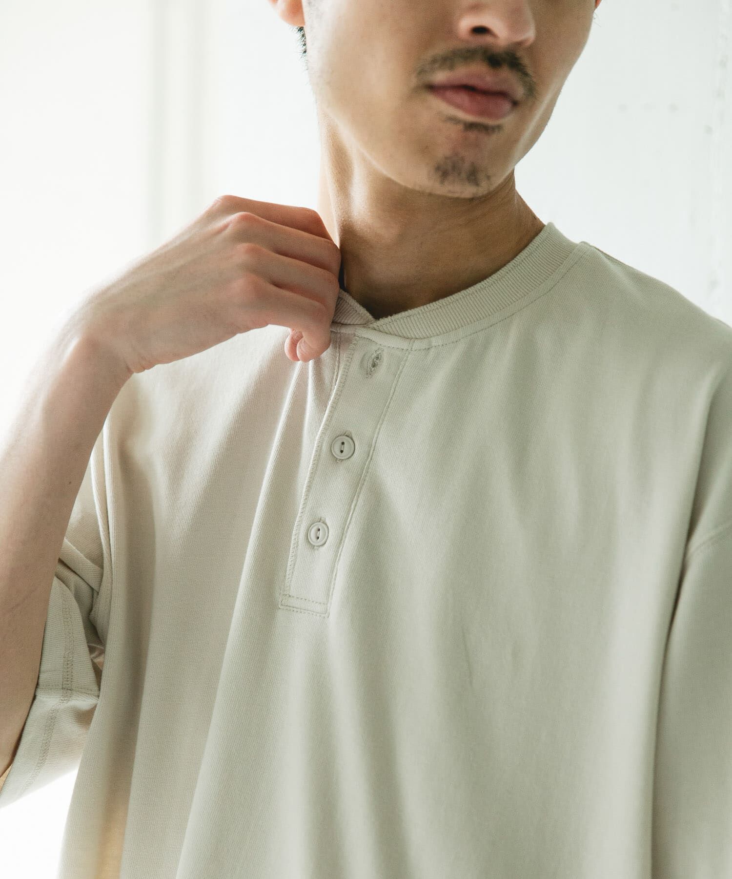 URBAN RESEARCH DOORS「TOMPKINS ヘンリーネック ショートスリーブ Tシャツ」|Tシャツ・カットソー|