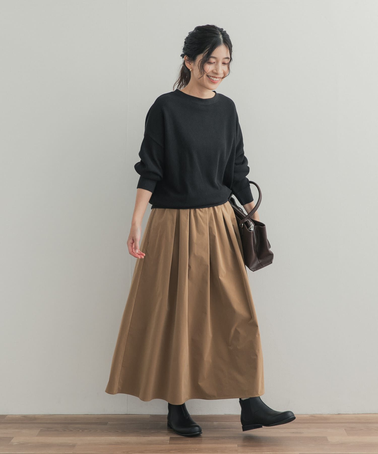 URBAN RESEARCH DOORS「『一部WEB限定カラー』タックフライスロングスリーブプルオーバー」|Tシャツ・カットソー|