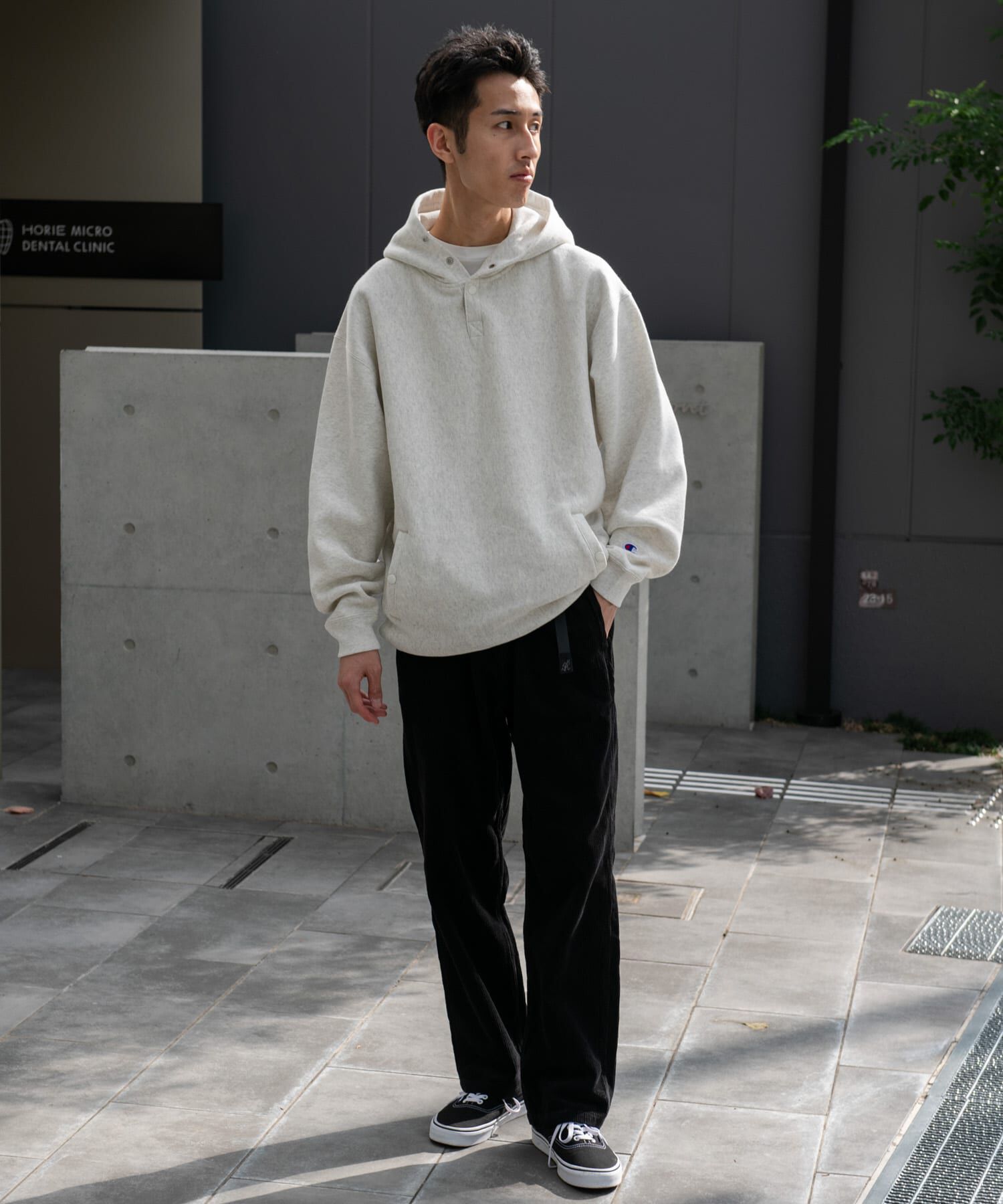 URBAN RESEARCH DOORS「『別注』Gramicci for DOORS　8Wコーデュロイ トラウザー」|その他|