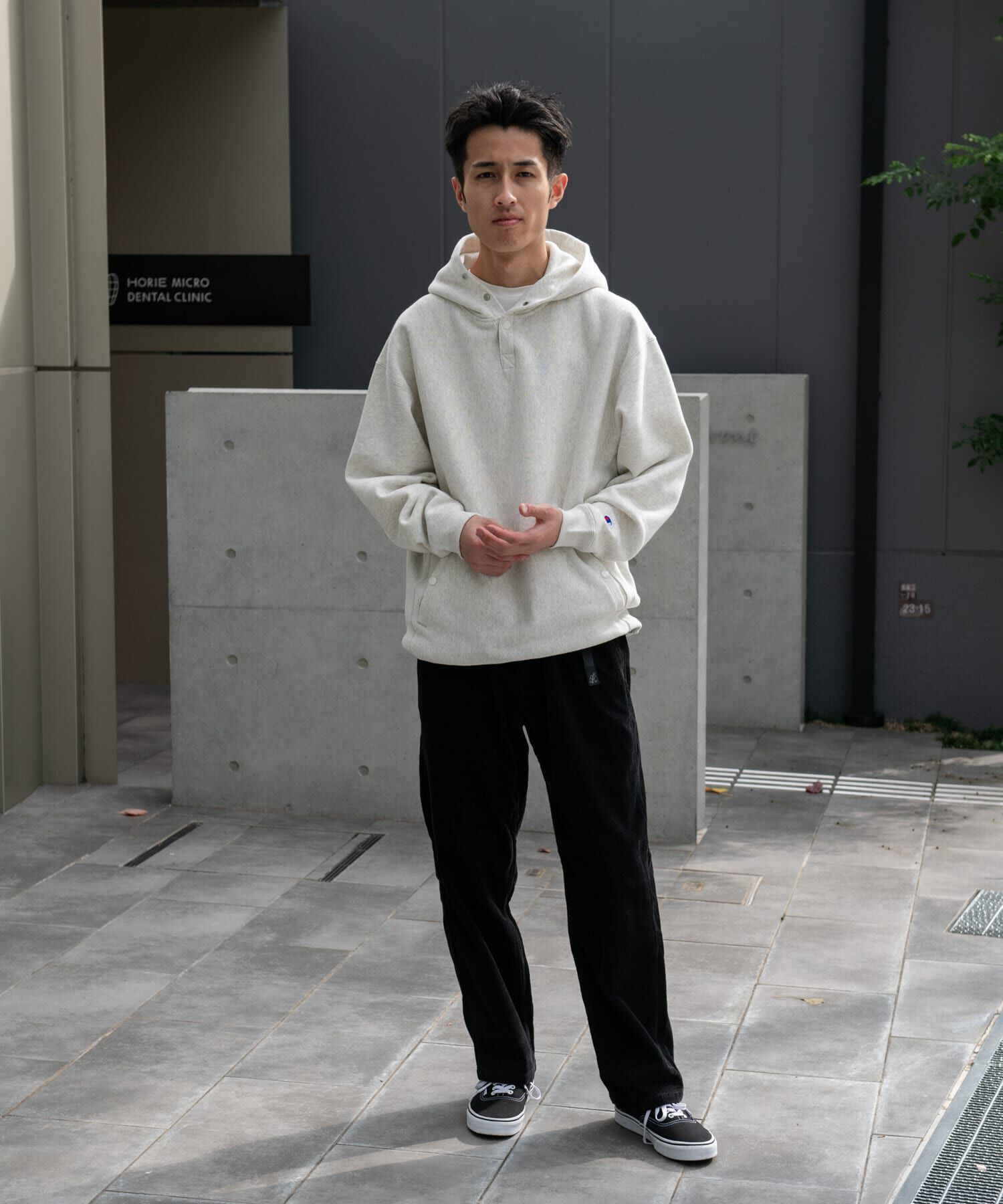 URBAN RESEARCH DOORS「『別注』Gramicci for DOORS　8Wコーデュロイ トラウザー」|その他|