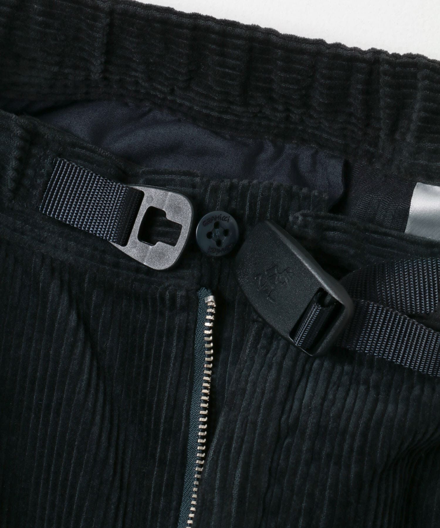 URBAN RESEARCH DOORS「『別注』Gramicci for DOORS　8Wコーデュロイ トラウザー」|その他|