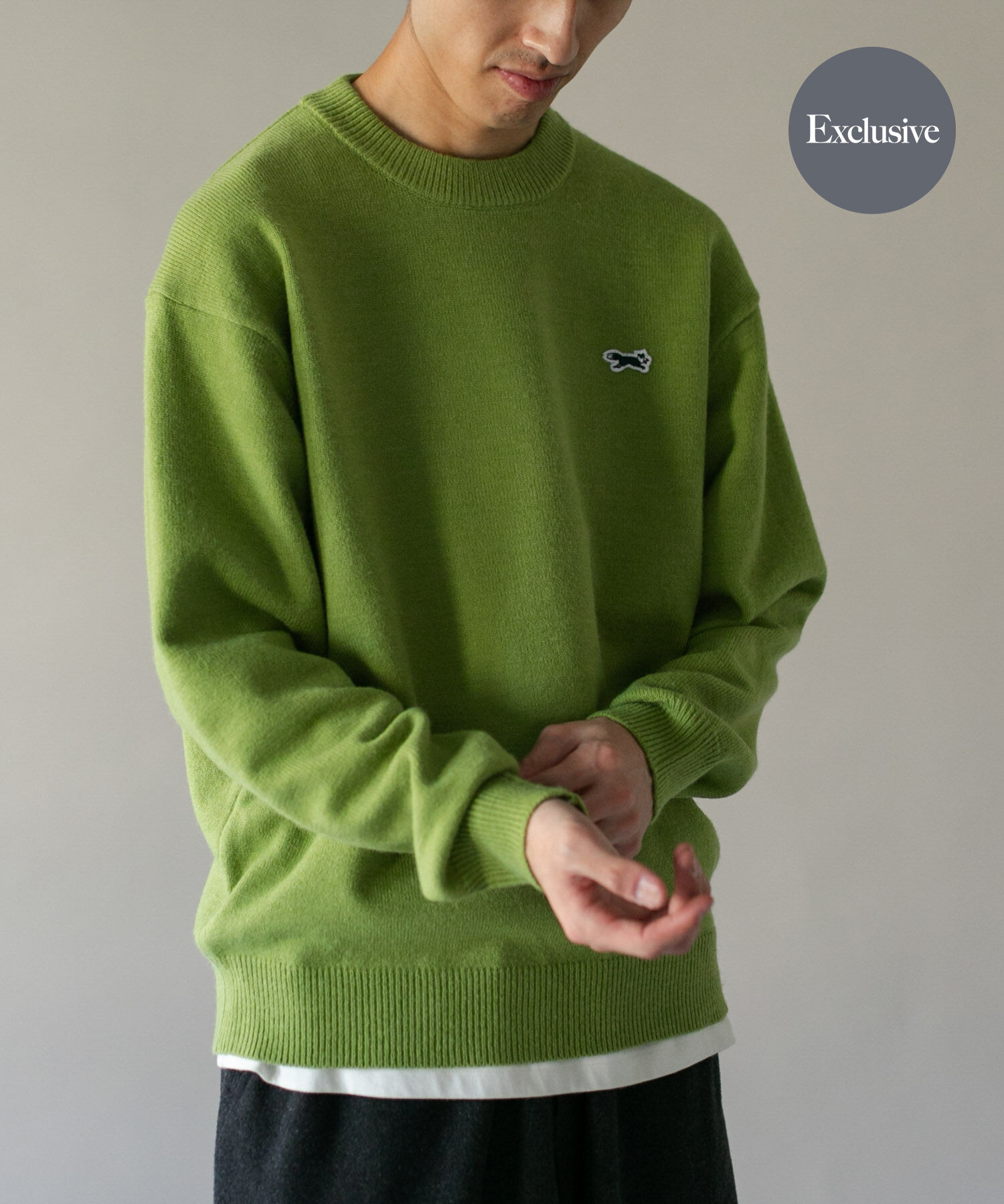 URBAN RESEARCH DOORS「『別注』PENNEYS&times;DOORS　THE FOX クルーネック スフレニット」|ニット・セーター|グリーン
