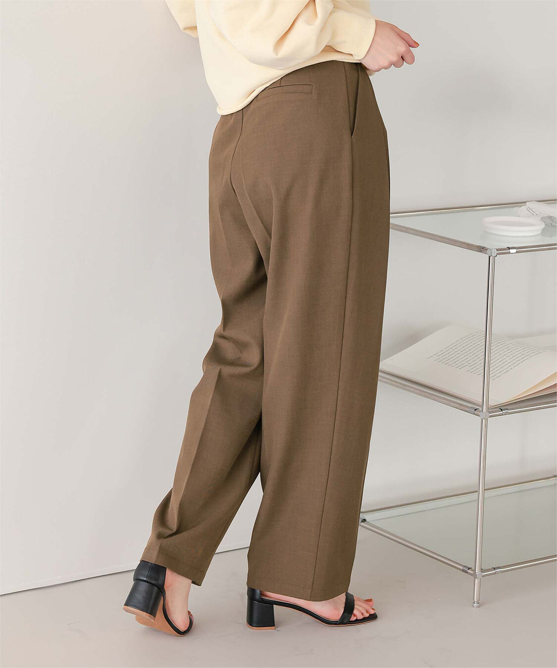 titivate「インタックセンタープレスワイドパンツ」|スラックス|