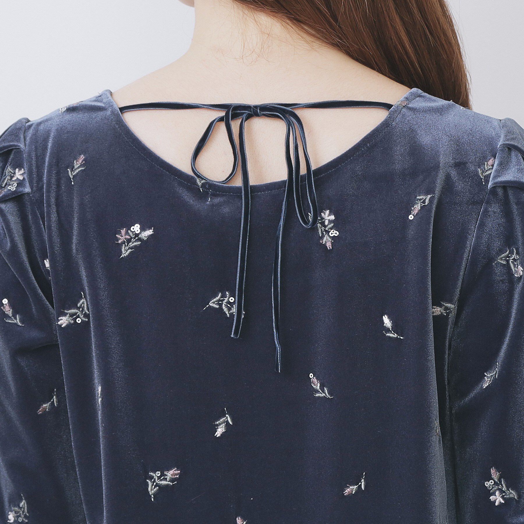 index「バックシャン小花刺繍ベロアトップス【洗濯機OK】」|Tシャツ・カットソー|