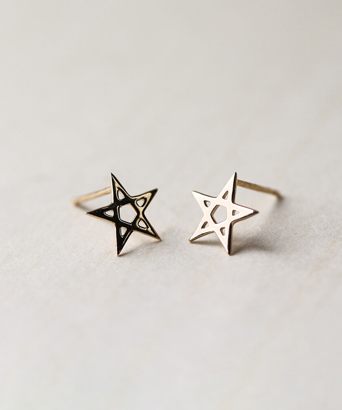  「ゴールド スター ピアス | K10YG 〈Web限定〉」|ピアス|