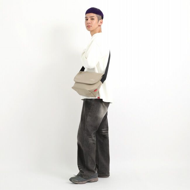 Manhattan Portage「NYLON MESSENGER BAG JR (SM) BP W/DIV MGNT NYLON TUSSAH QUILL」|ショルダー・メッセンジャー|