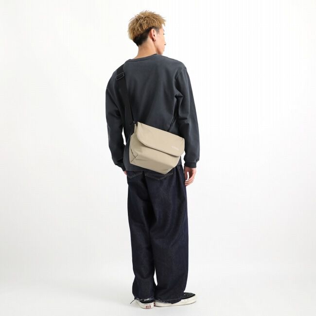 Manhattan Portage「NYLON MESSENGER BAG JR (SM) BP W/DIV MGNT NYLON TUSSAH QUILL」|ショルダー・メッセンジャー|