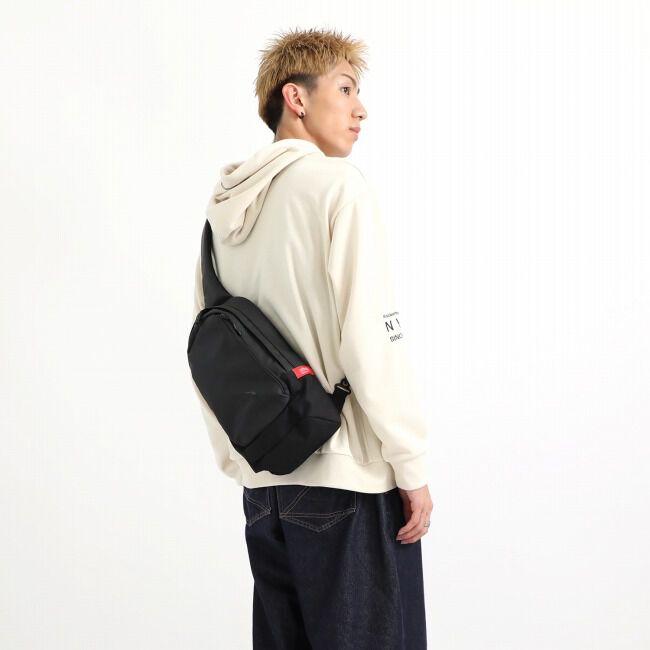 Manhattan Portage「LITTLE ITALY CROSSBODY BAG VEG LEATHER 600D HYDR」|その他|