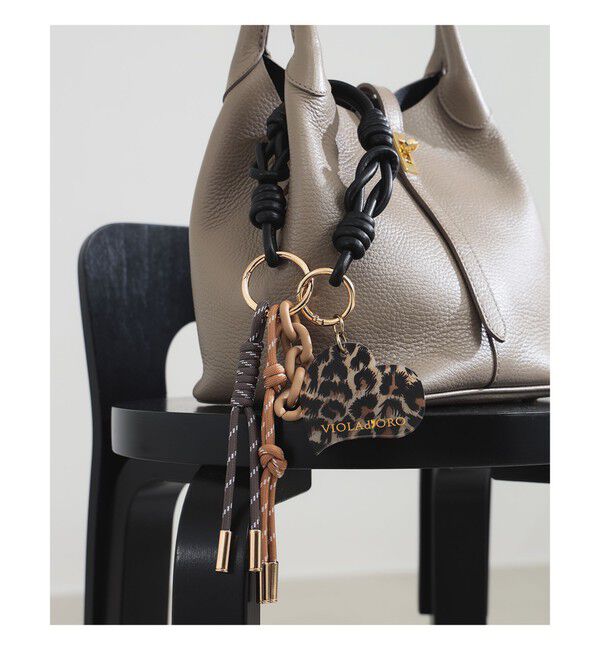 BEAMS SELECTION for WOMEN「VIOLAd&rsquo;ORO / BIANCA チャーム」|モバイルケース|LEO/BLACK