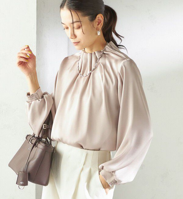 SHIPS for women「【一部WEB限定】〈手洗い可能〉ヴィンテージ サテン ネック ギャザー ブラウス」|シャツ・ブラウス|ベージュ