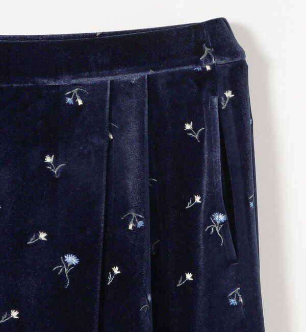 quaranciel「〈洗濯機可能〉フラワー 刺繍 ポリエステル ベロア ワイド パンツ」|その他|