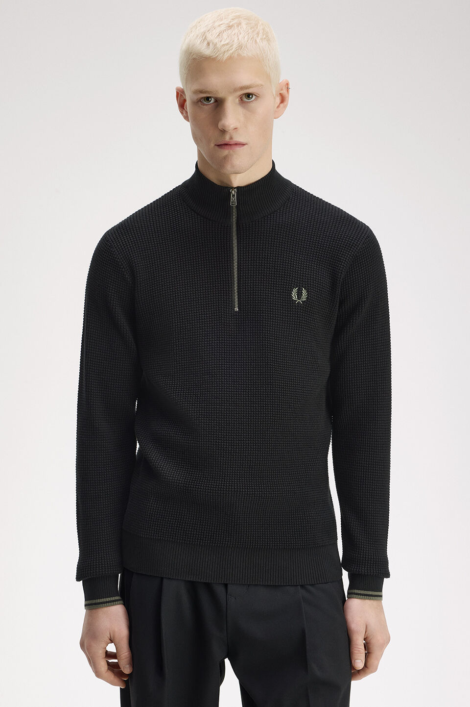 FRED PERRY 「FRED PERRY／Waffle Stitch Half Zip Jumper／ワッフルステッチハーフジップニット」|ニット・セーター|