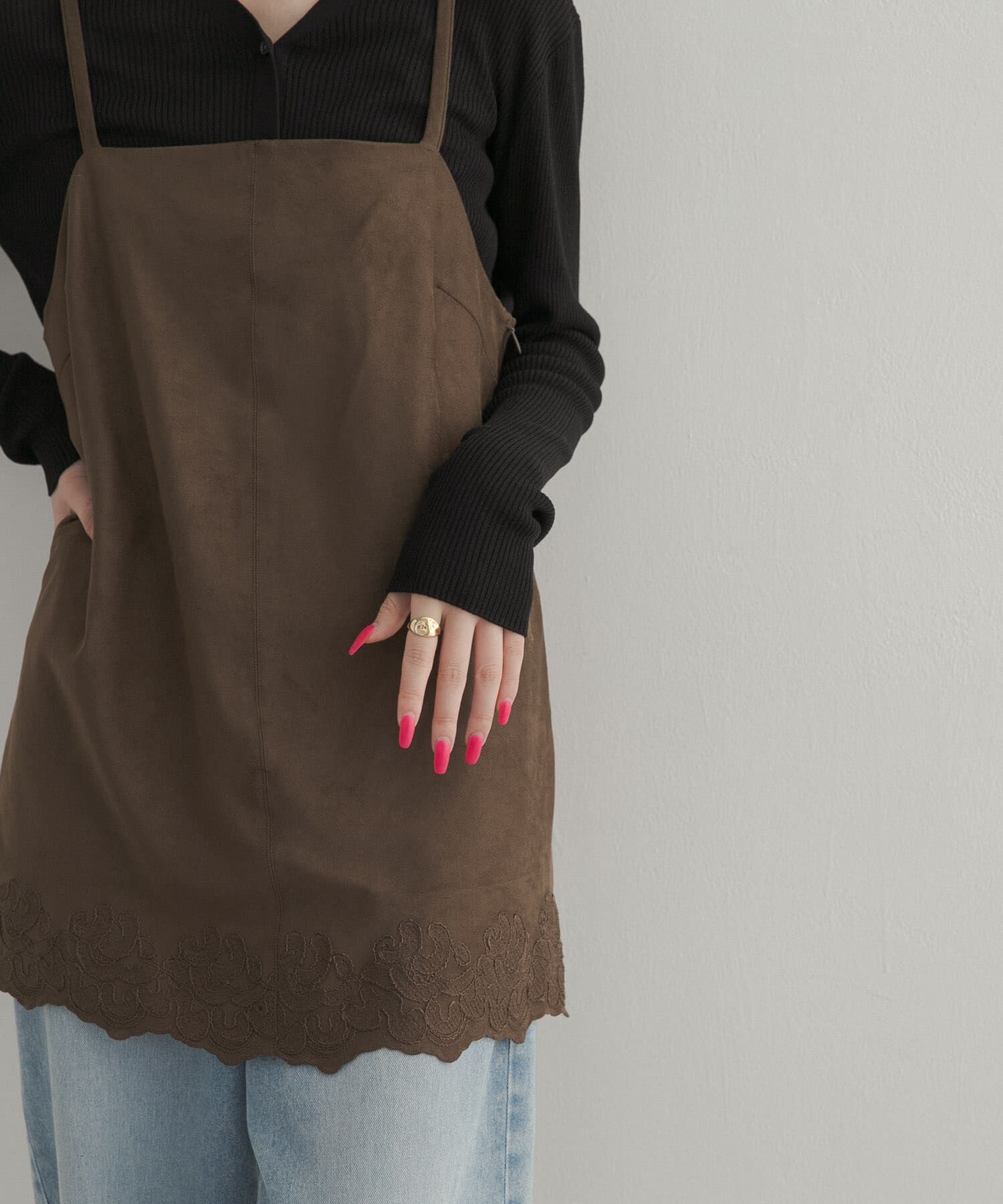 URBAN RESEARCH DOORS「ヘム刺繍スエードライクキャミソール 26AW」|その他|