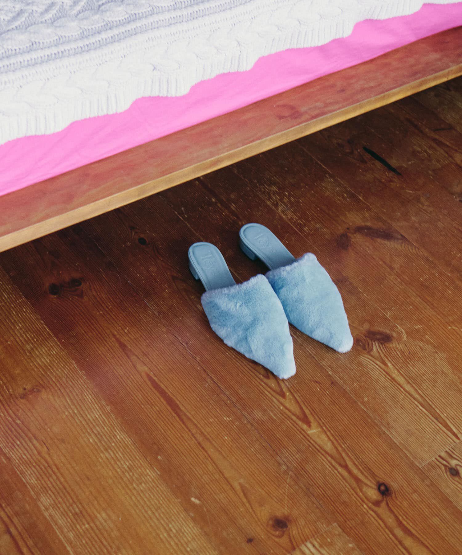 URBAN RESEARCH「Teya　Soft Faux Fur Flat」|サンダル|ライトブルー