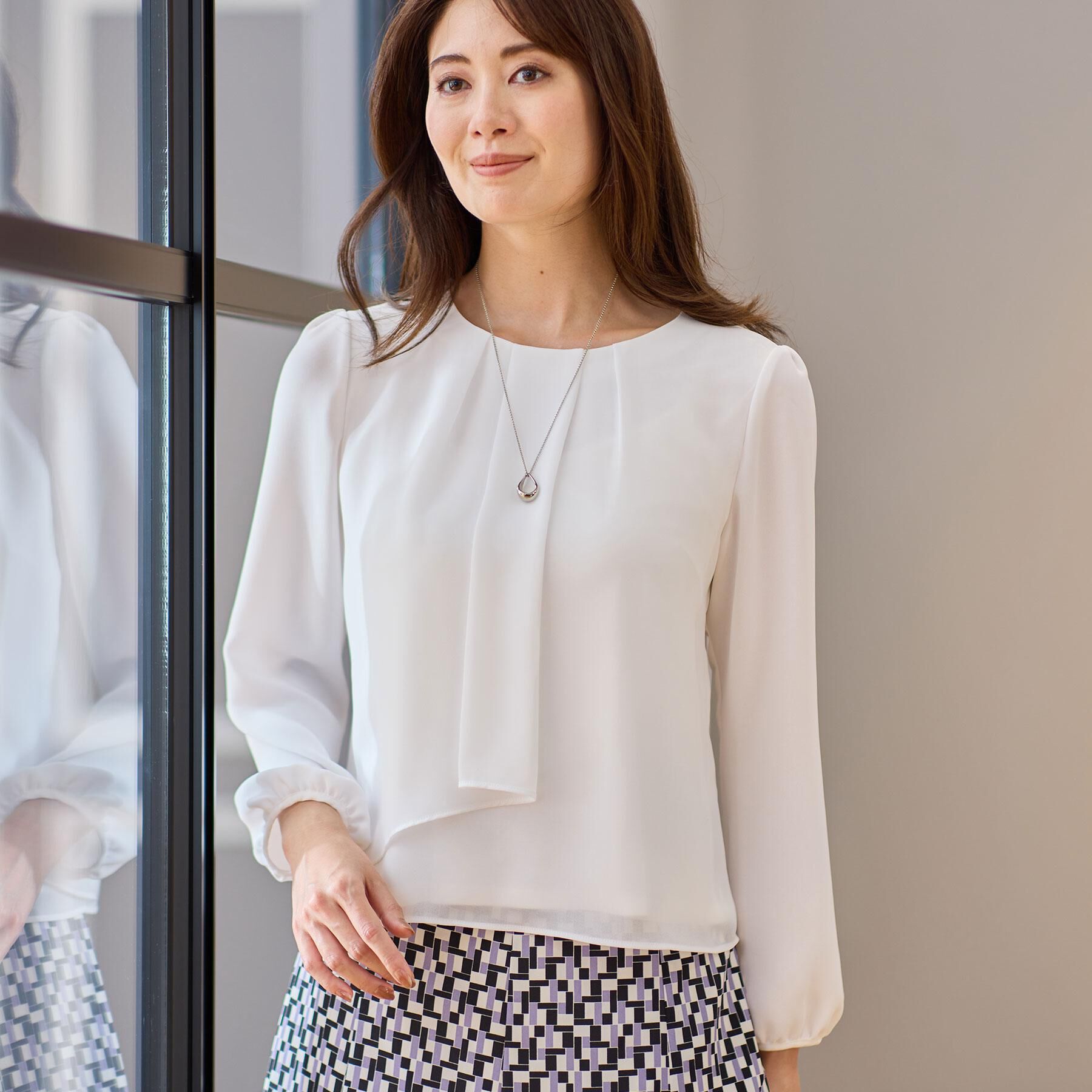 Reflect「【SS-4Lサイズ／通勤／セレモニー】クルーネック シフォンブラウス」|シャツ・ブラウス|