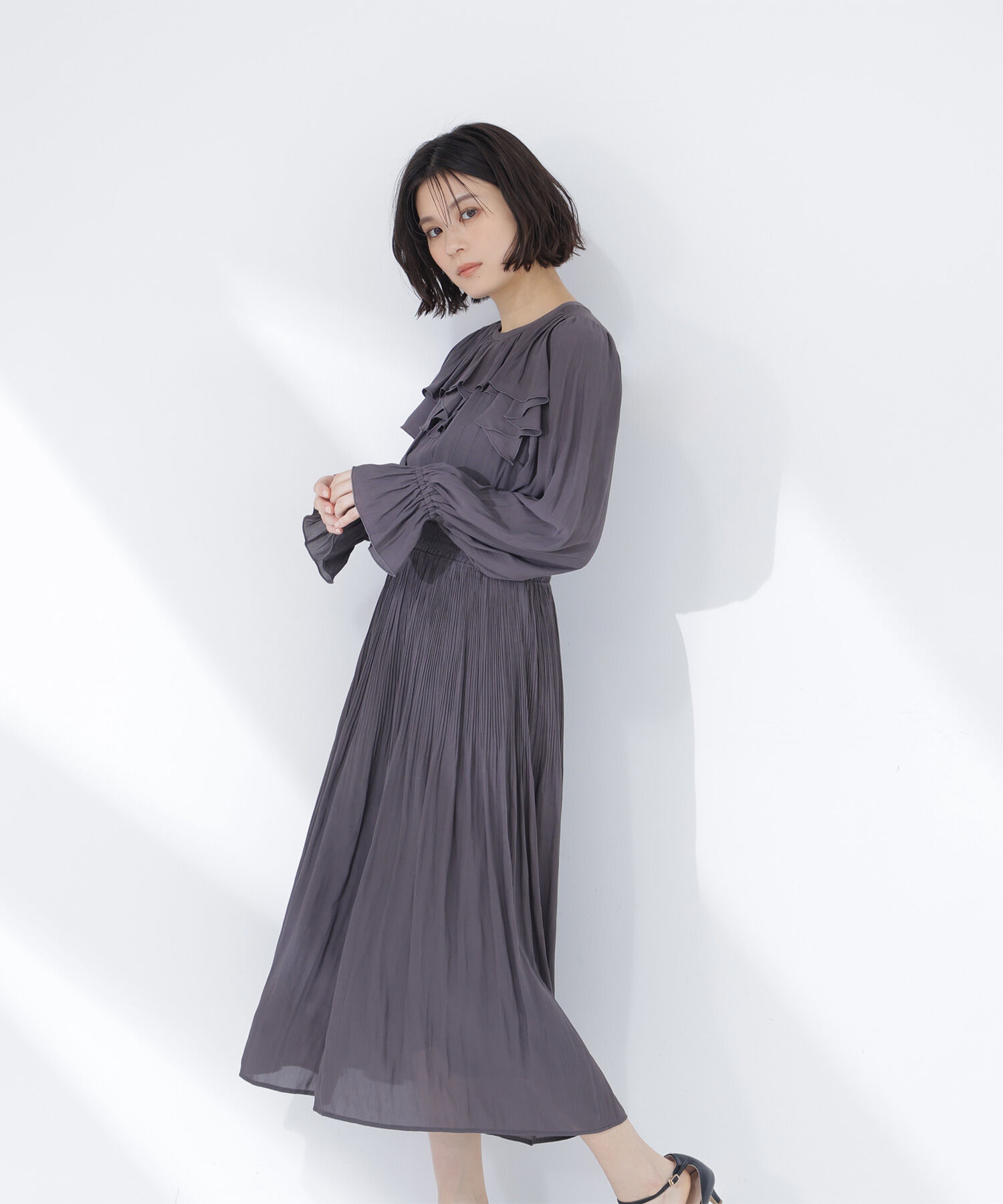  「ラッフルデザインワンピース」|ワンピース|