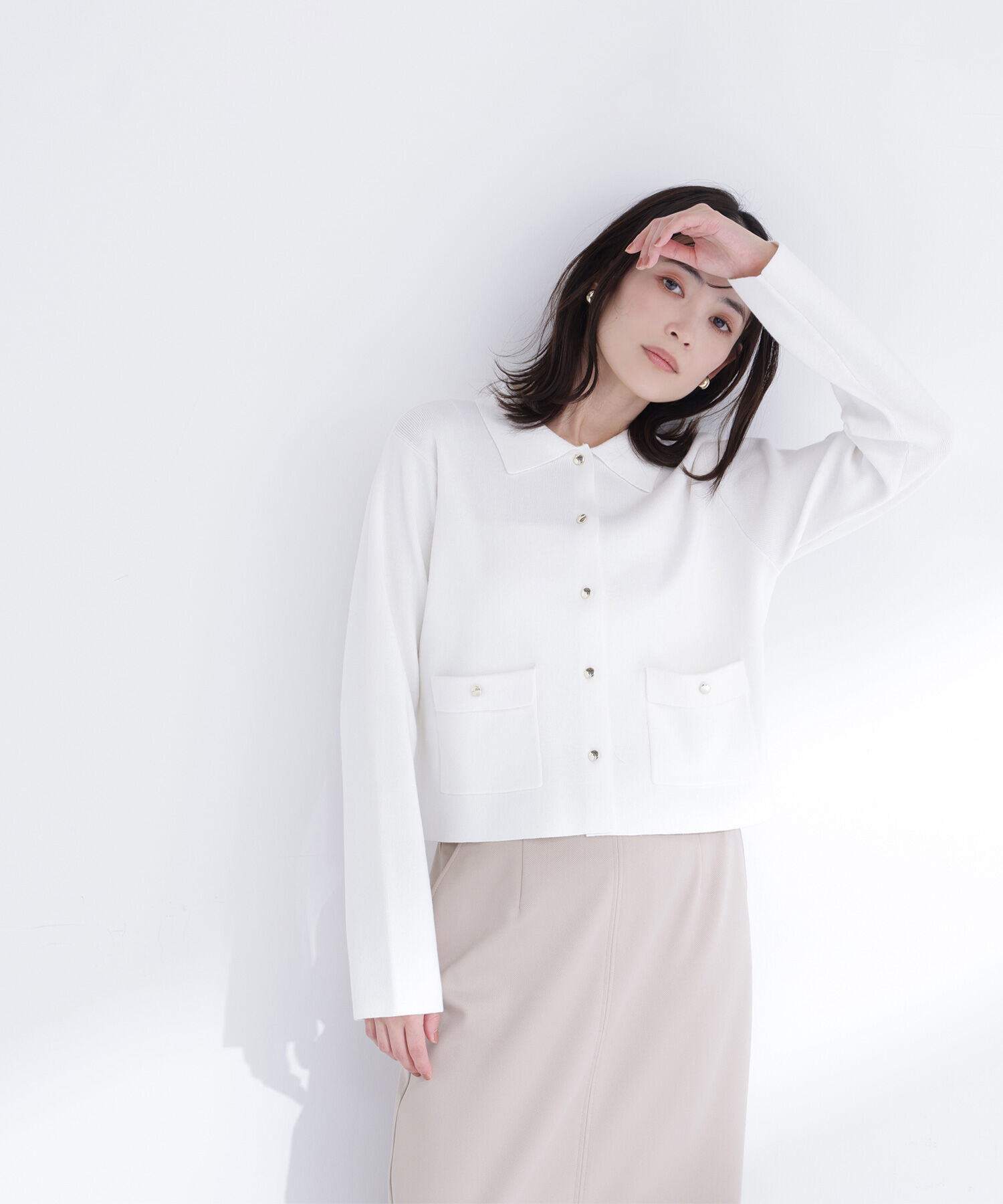  「〈ちょうど、いい服〉&ldquo;きちんと見え上手&rdquo;な襟付きニット」|ニット・セーター|