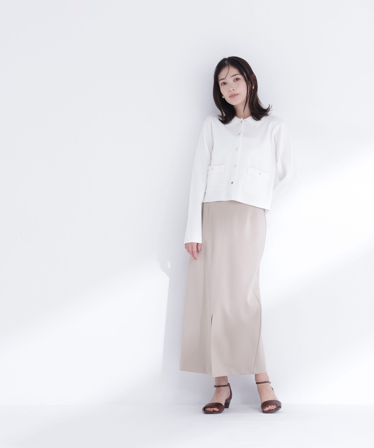  「〈ちょうど、いい服〉&ldquo;きちんと見え上手&rdquo;な襟付きニット」|ニット・セーター|