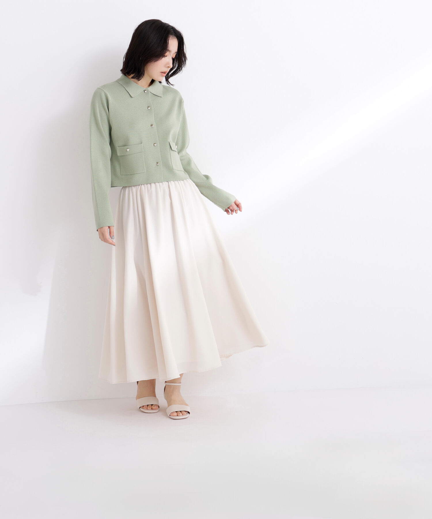  「〈ちょうど、いい服〉&ldquo;きちんと見え上手&rdquo;な襟付きニット」|ニット・セーター|