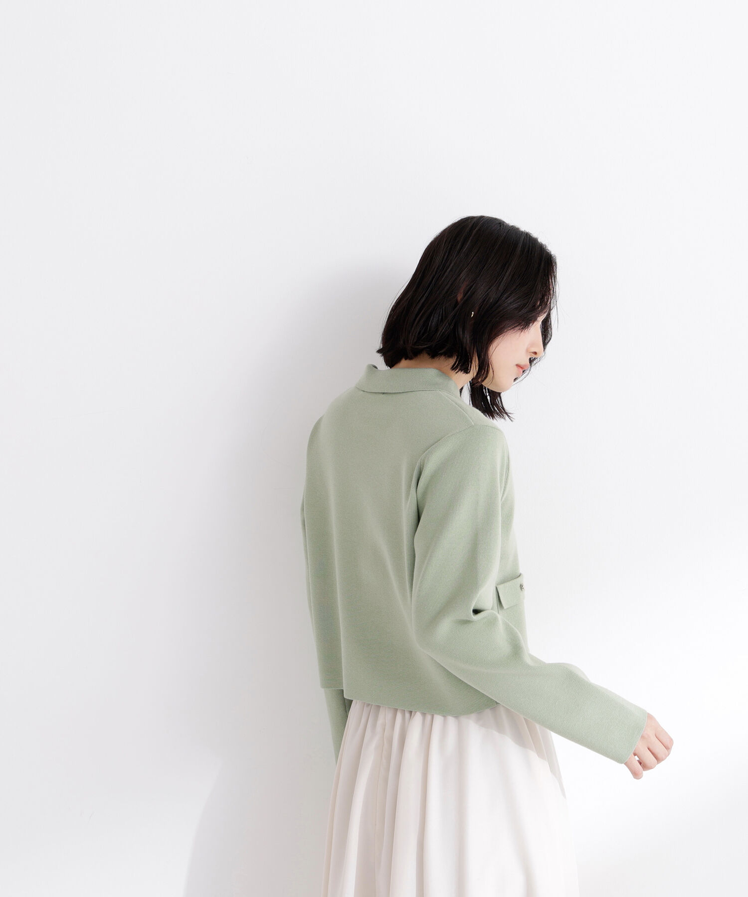  「〈ちょうど、いい服〉&ldquo;きちんと見え上手&rdquo;な襟付きニット」|ニット・セーター|