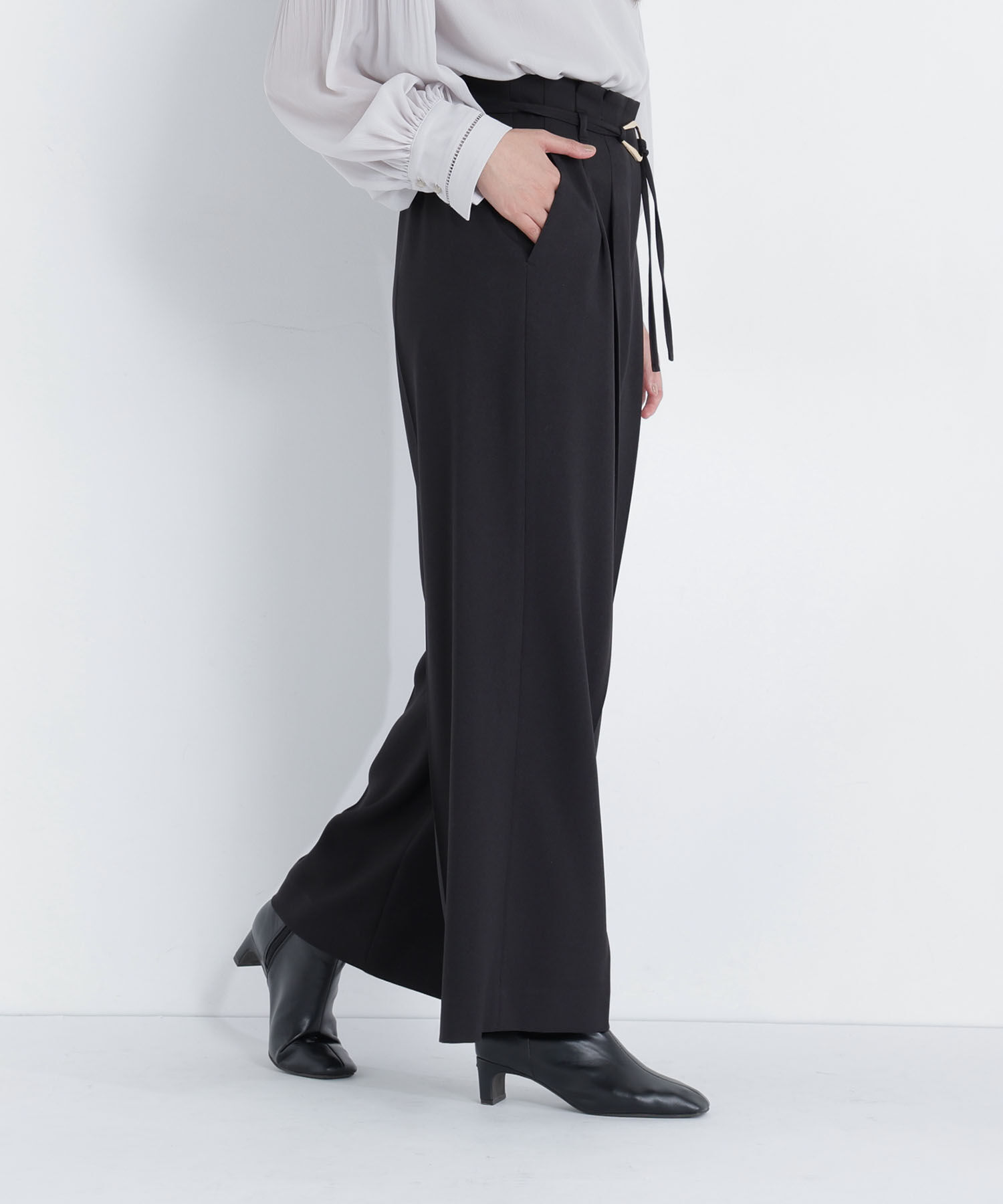  「＜CLASSY.11月号掲載＞ダブルベルトワイドパンツ　26AW」|その他|