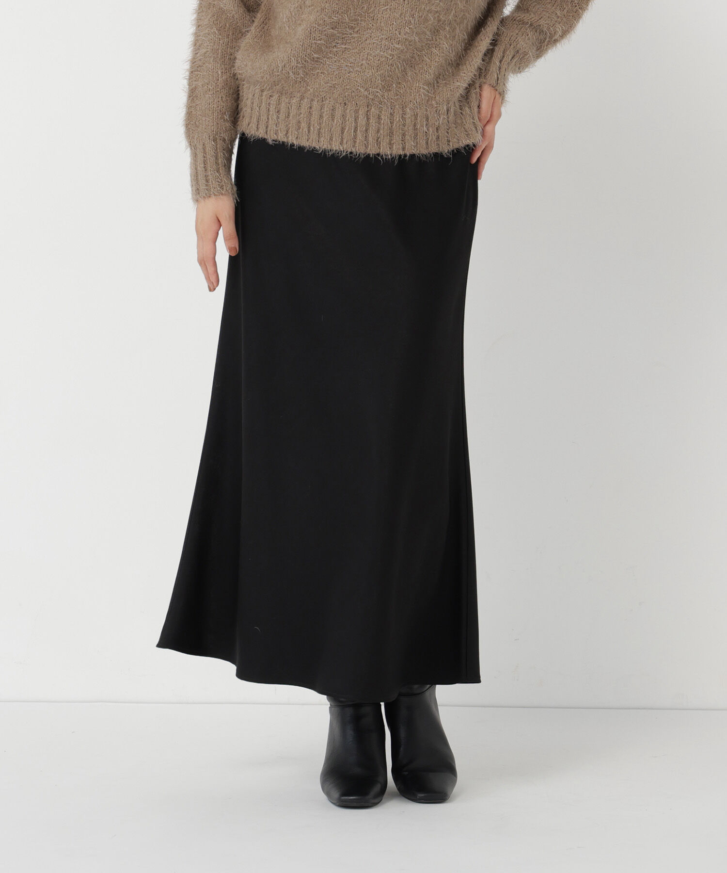  「バイアスサテンナロースカート　26FW」|スカート|ブラック