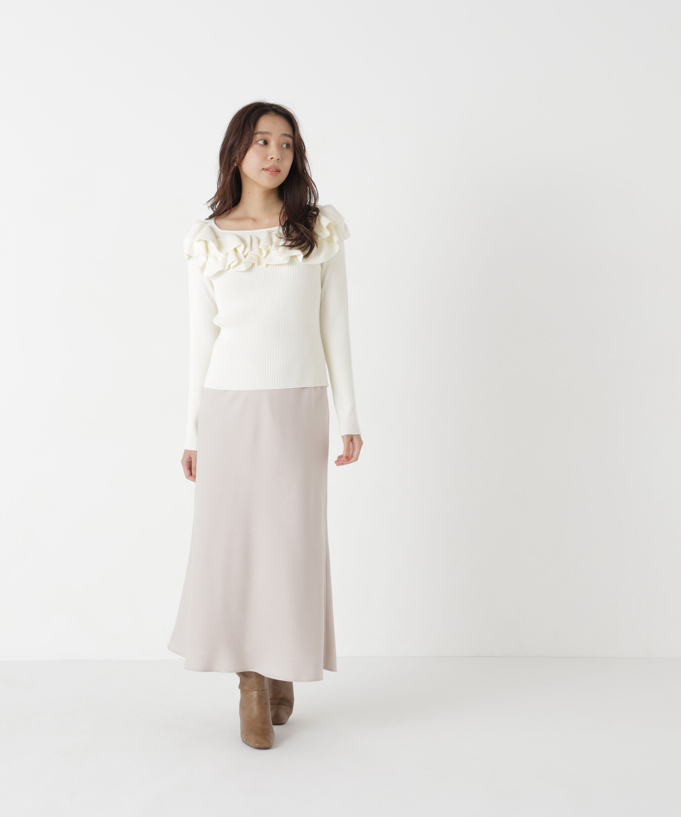  「バイアスサテンナロースカート　26FW」|スカート|