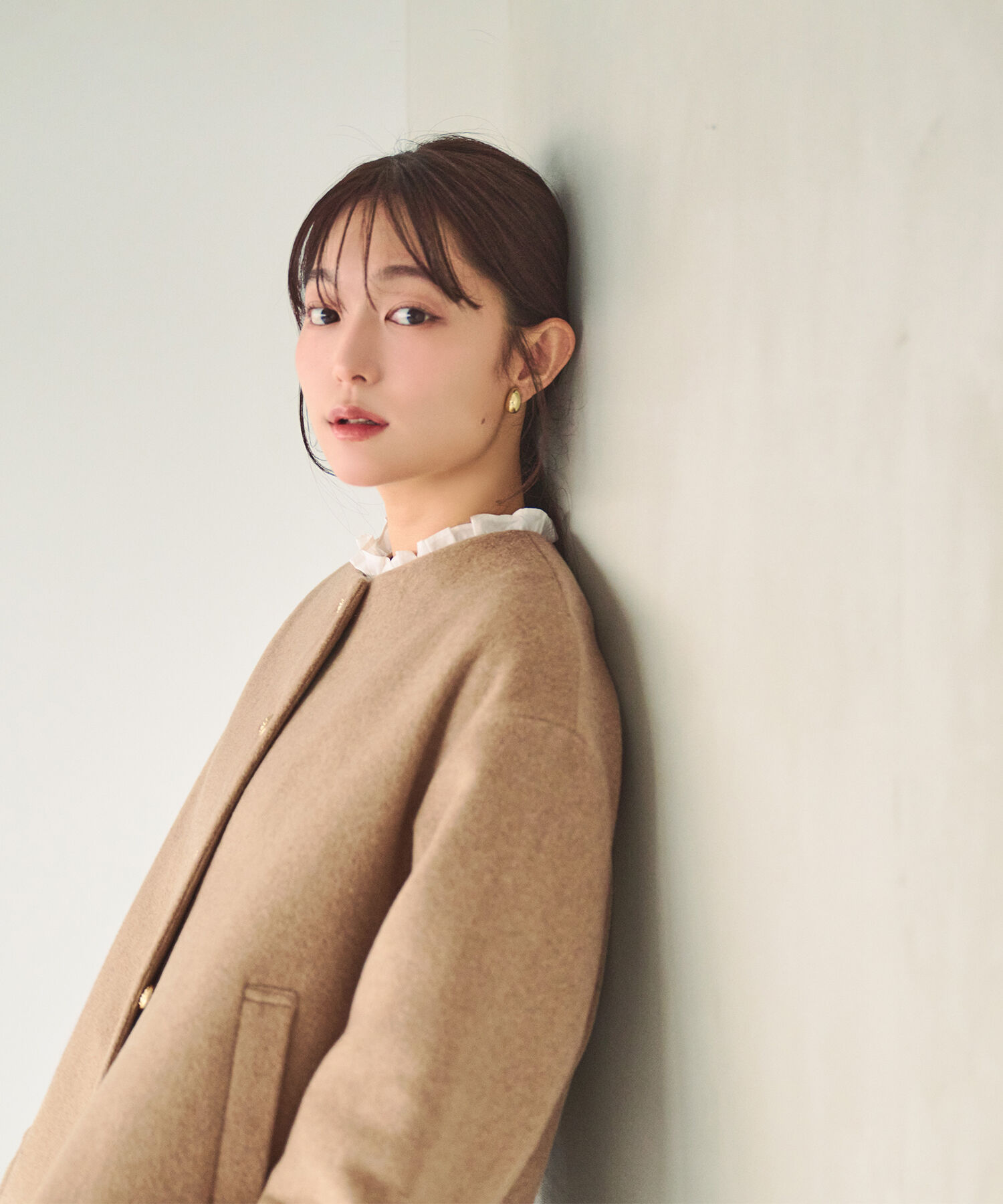  「<WEB限定ｶﾗｰ:ﾓｶ><ちょうど､いい服>&ldquo;いつものが見違えるﾊｰﾌｺｰ 」|ブルゾン・スタジャン|