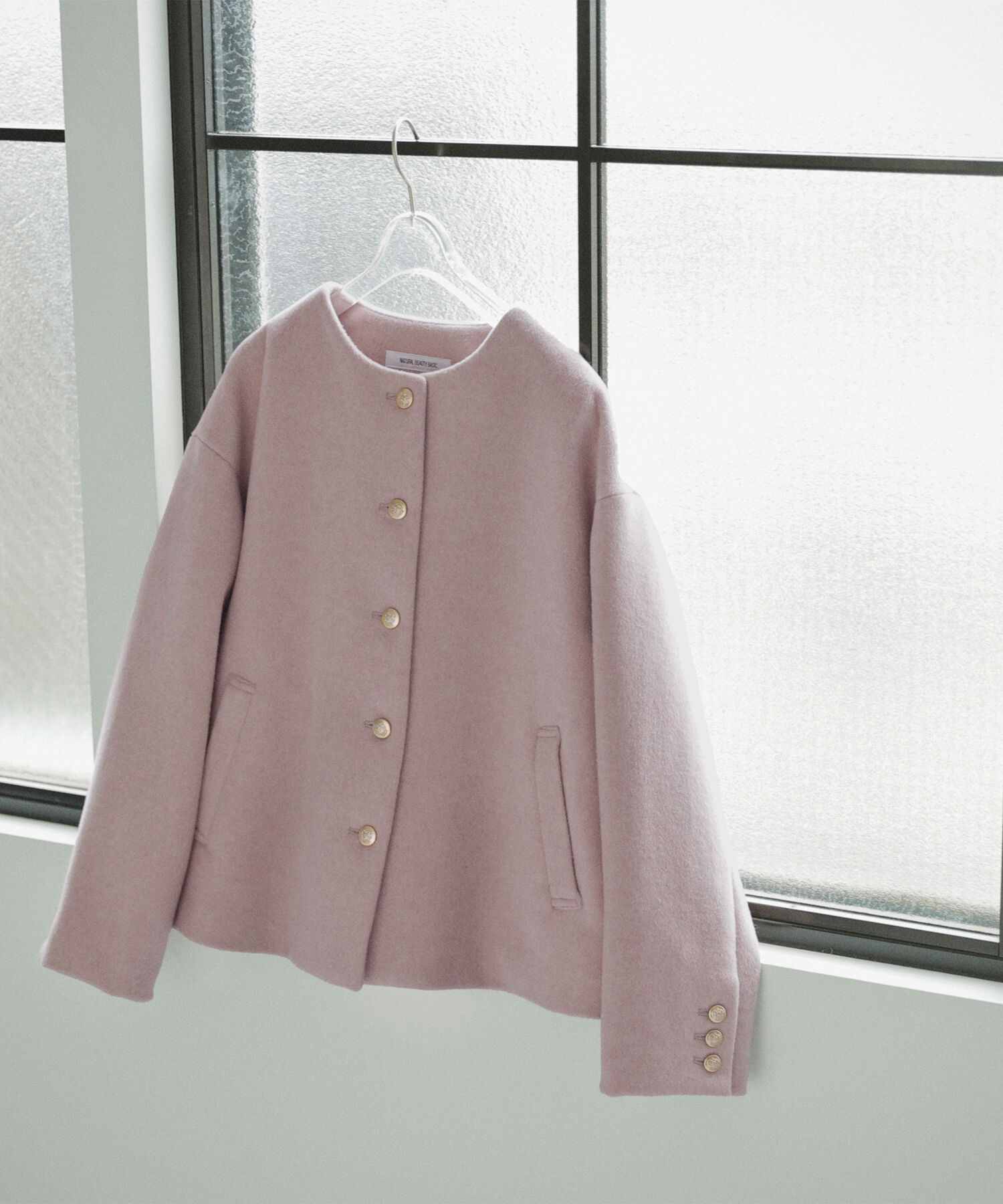  「<WEB限定ｶﾗｰ:ﾓｶ><ちょうど､いい服>&ldquo;いつものが見違えるﾊｰﾌｺｰ 」|ブルゾン・スタジャン|
