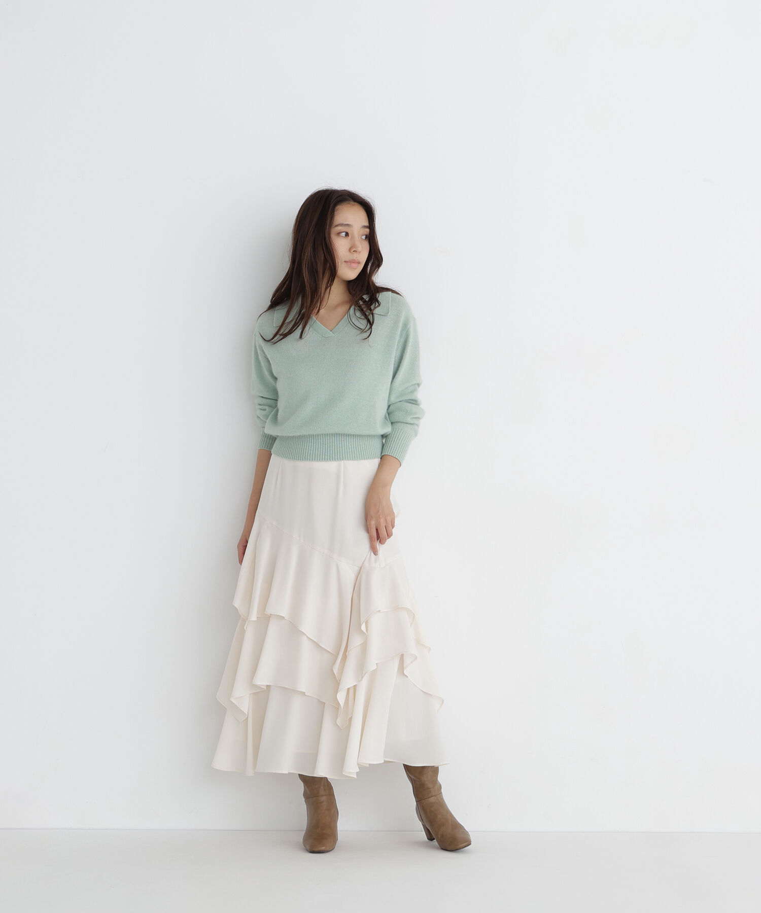  「<WEB限定ｶﾗｰ:ﾗｲﾄｸﾞﾘｰﾝ><ちょうど､いい服>品よく､ゆるく｡ｽ  」|ニット・セーター|
