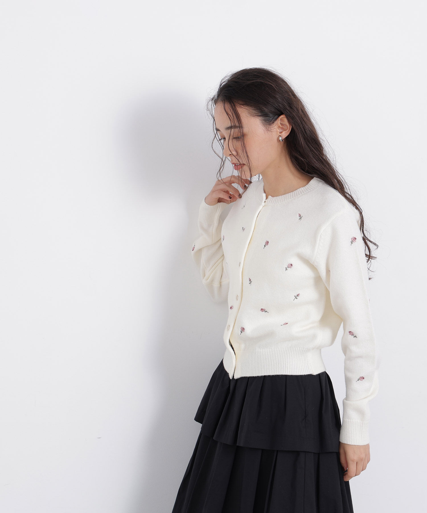  「〈N.〉ローズ刺繍カーディガン　26AW」|ニット・セーター|