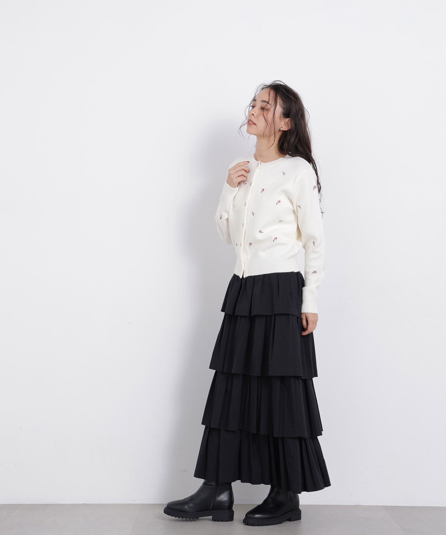  「〈N.〉ローズ刺繍カーディガン　26AW」|ニット・セーター|