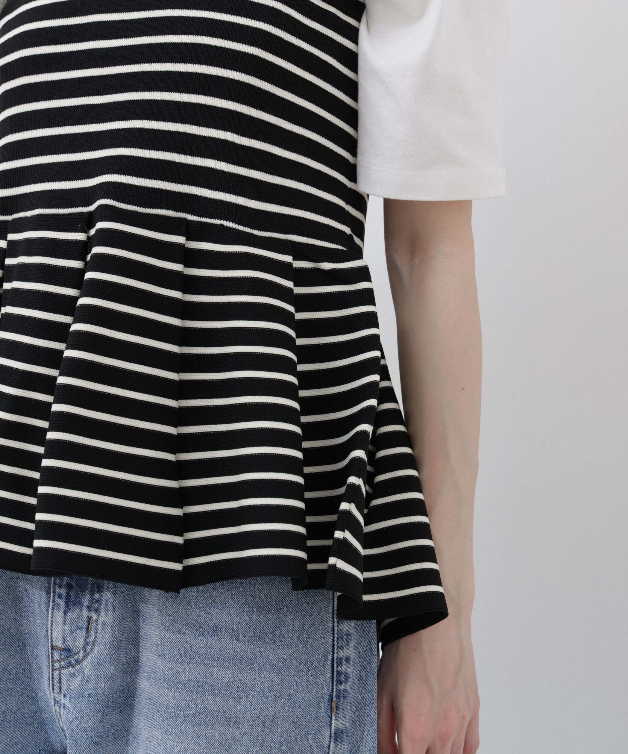 PROPORTION BODY DRESSING「〈a/mie〉ペプラムニットビスチェ 26SS」|カーディガン|