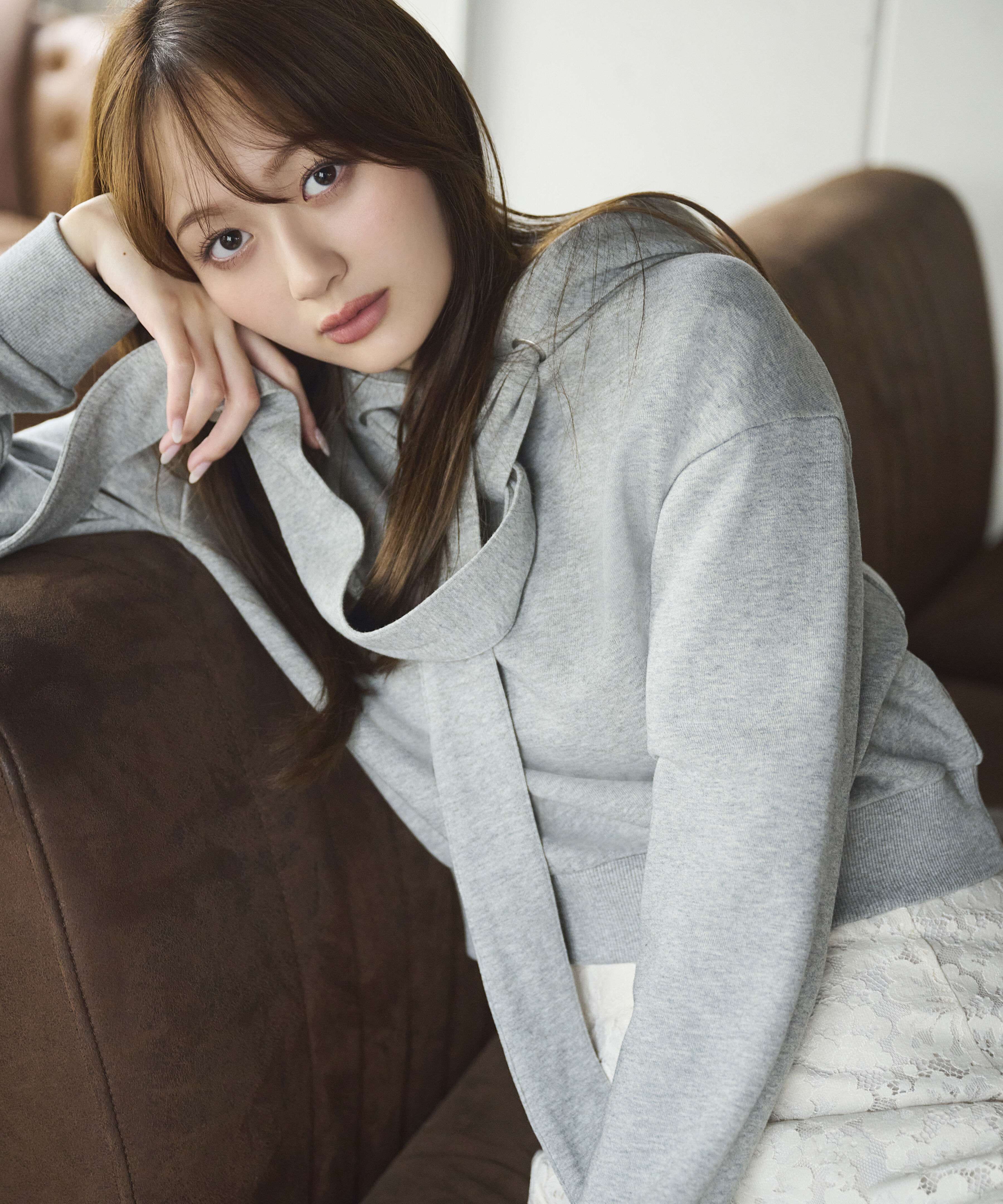 PROPORTION BODY DRESSING「＜加藤栞さん着用＞＜EDIT COLOGNE＞リボン付きフーディー」|Tシャツ・カットソー|トップグレー1