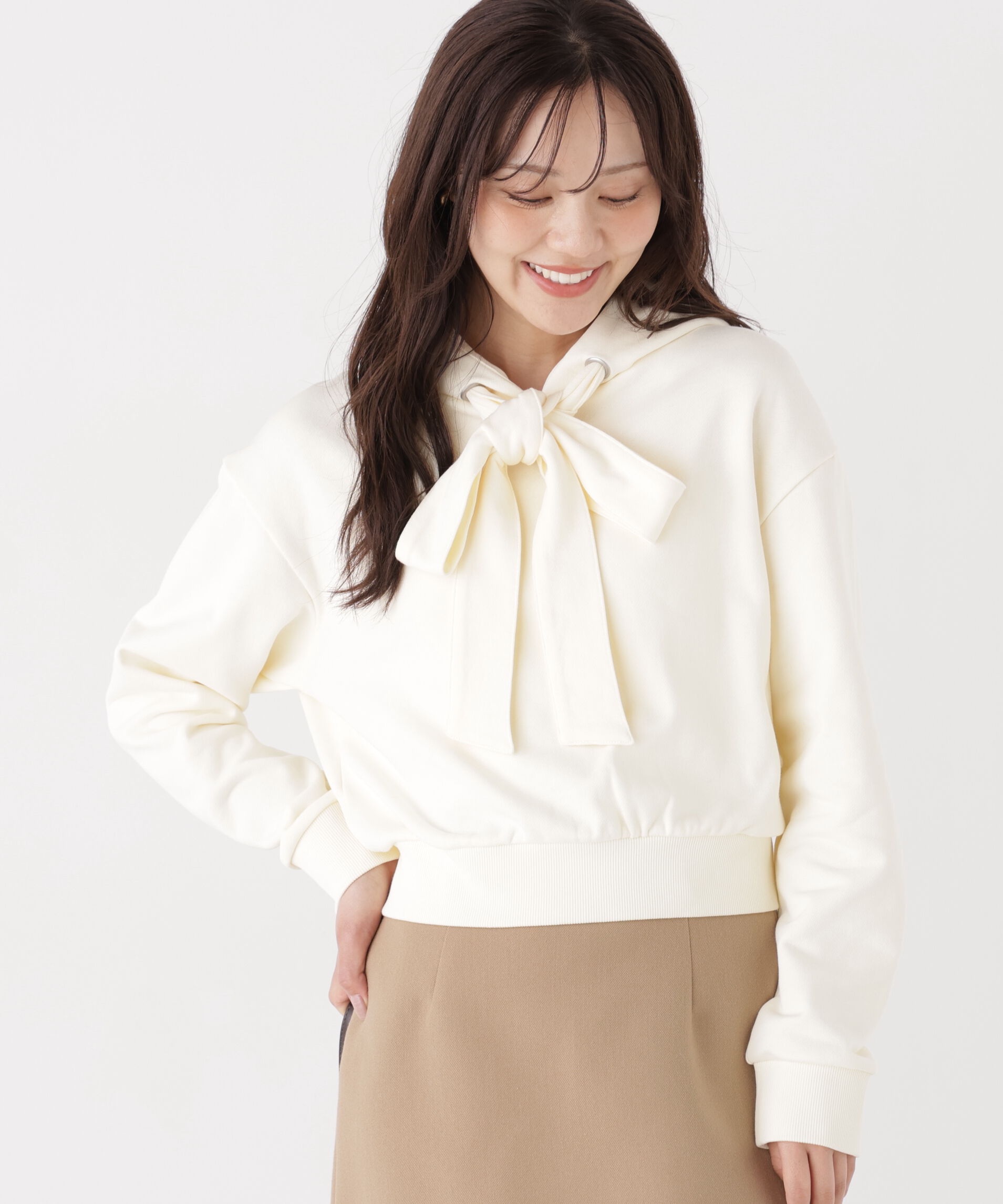 PROPORTION BODY DRESSING「＜加藤栞さん着用＞＜EDIT COLOGNE＞リボン付きフーディー」|Tシャツ・カットソー|