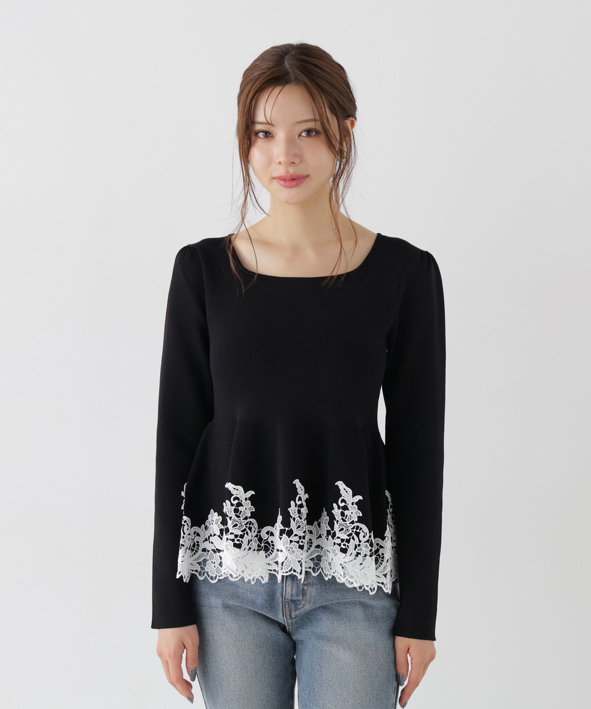PROPORTION BODY DRESSING「<加藤栞さん着用><一部追加生産予約>ﾚｰｽﾄﾘﾑﾍﾟﾌﾟﾗﾑﾆｯﾄ 26AW」|ニット・セーター|