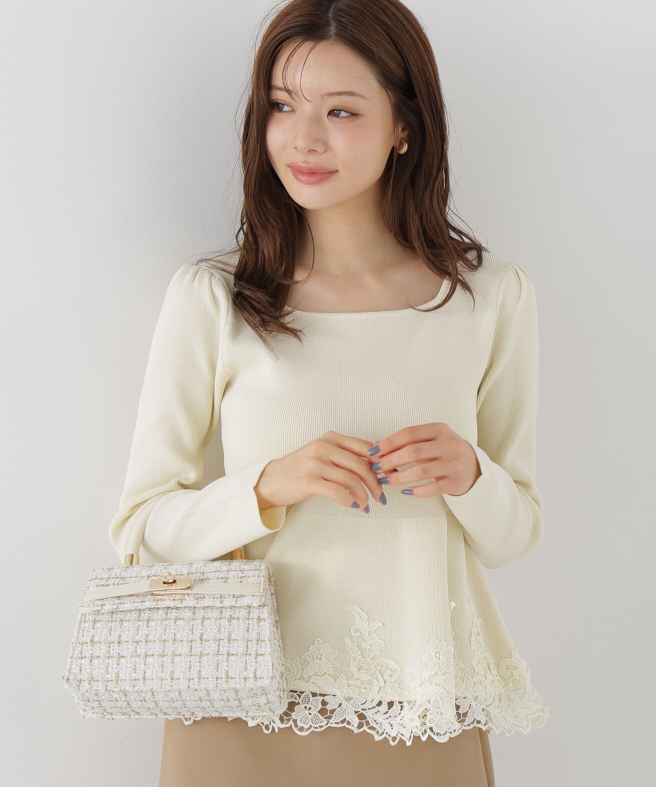 PROPORTION BODY DRESSING「<加藤栞さん着用><一部追加生産予約>ﾚｰｽﾄﾘﾑﾍﾟﾌﾟﾗﾑﾆｯﾄ 26AW」|ニット・セーター|