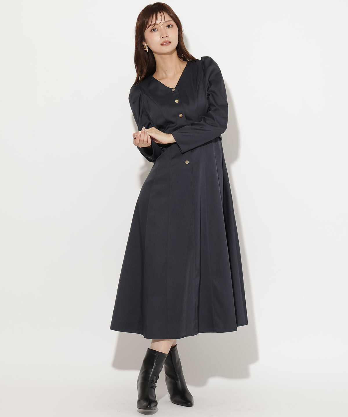 アンドクチュール「Vネックパフスリーブワンピース」|ワンピース|ネイビー