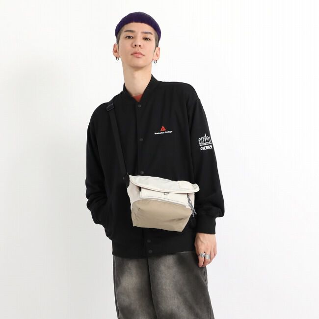 Manhattan Portage「NYLON MESSENGER BAG (XXS) BACK POCKET W/ DIVIDER MAGNET NYLON TUSSAH RIPSTOP NYLON / GERRY」|ショルダー・メッセンジャー|