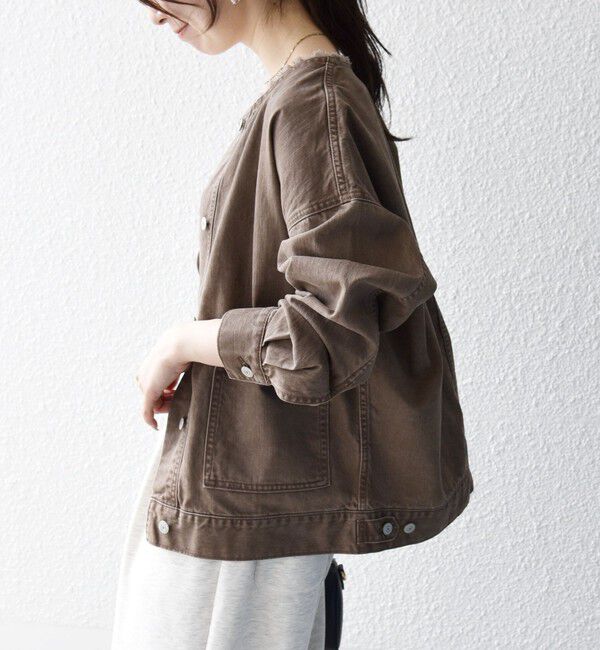 SHIPS any「ノーカラー デニム ブルゾン［SHIPS any DENIM］」|デニムジャケット|ブラウン