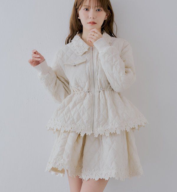  「【SALON by Chico】フラワースカラップキルティングZIPジャケット」|その他|アイボリー
