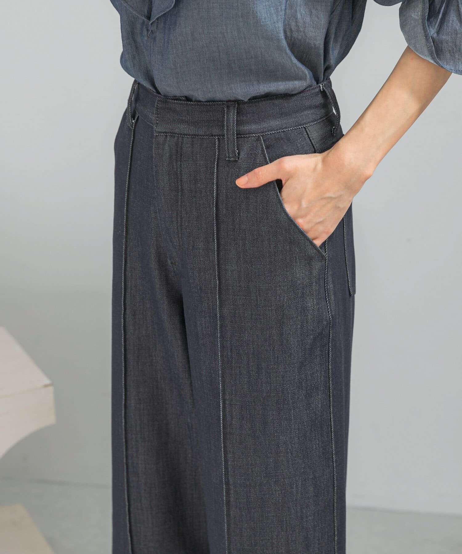 URBAN RESEARCH ROSSO「ピンタックストレッチワイドデニムパンツ」|デニム|