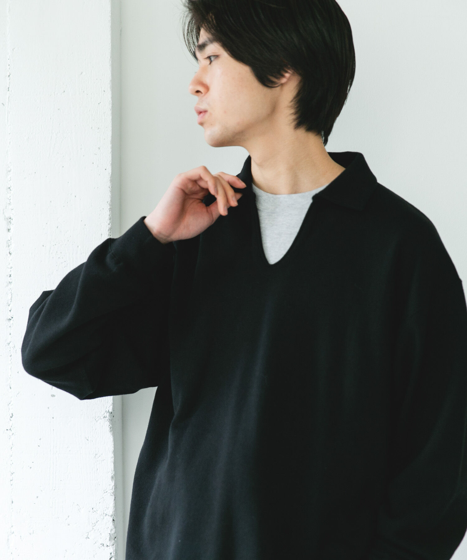 URBAN RESEARCH DOORS「TOMPKINS裏毛 スキッパースウェット」|スウェット・ジャージ|ブラック
