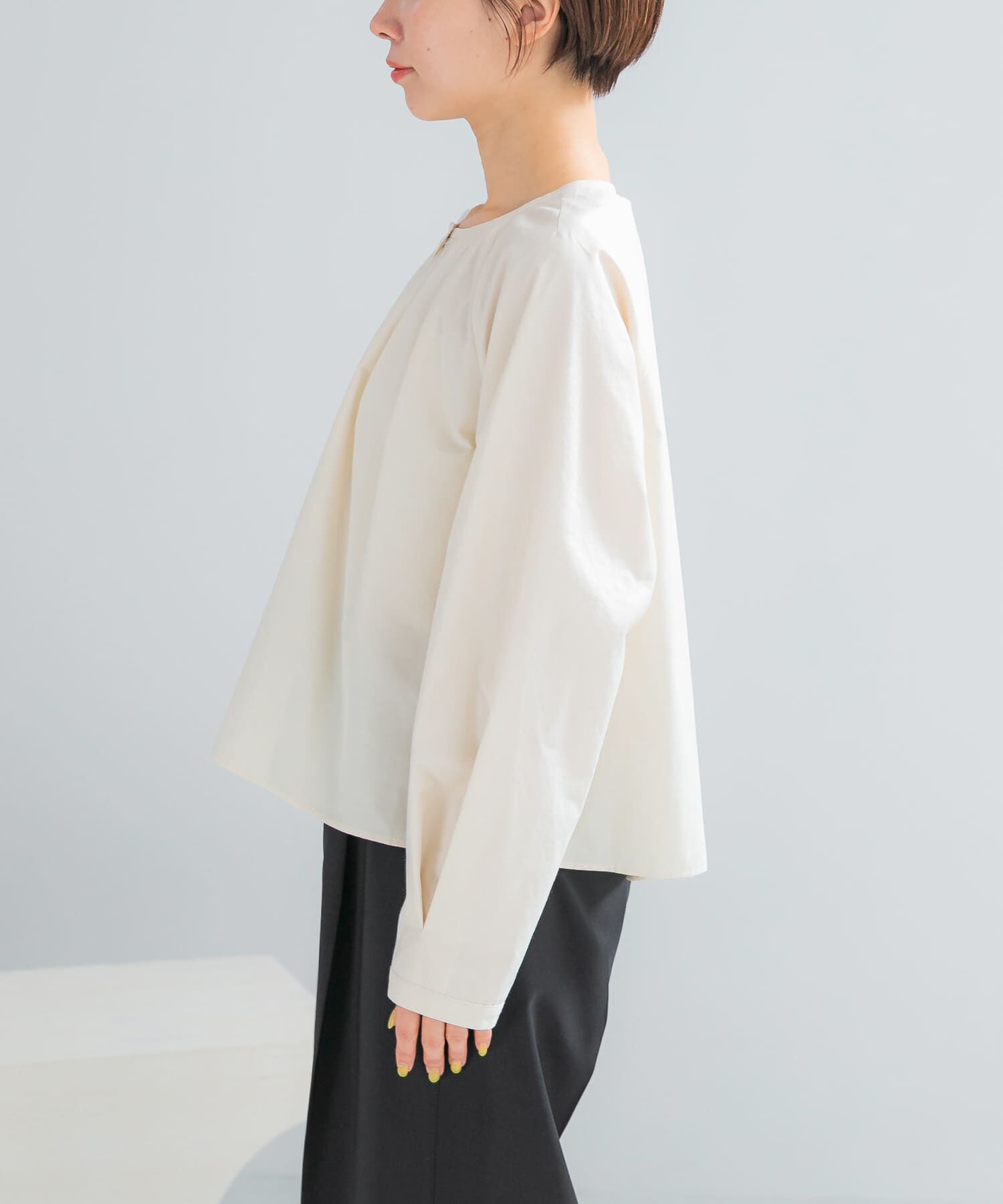 URBAN RESEARCH ROSSO「タックボリュームショートシャツブラウス」|シャツ・ブラウス|