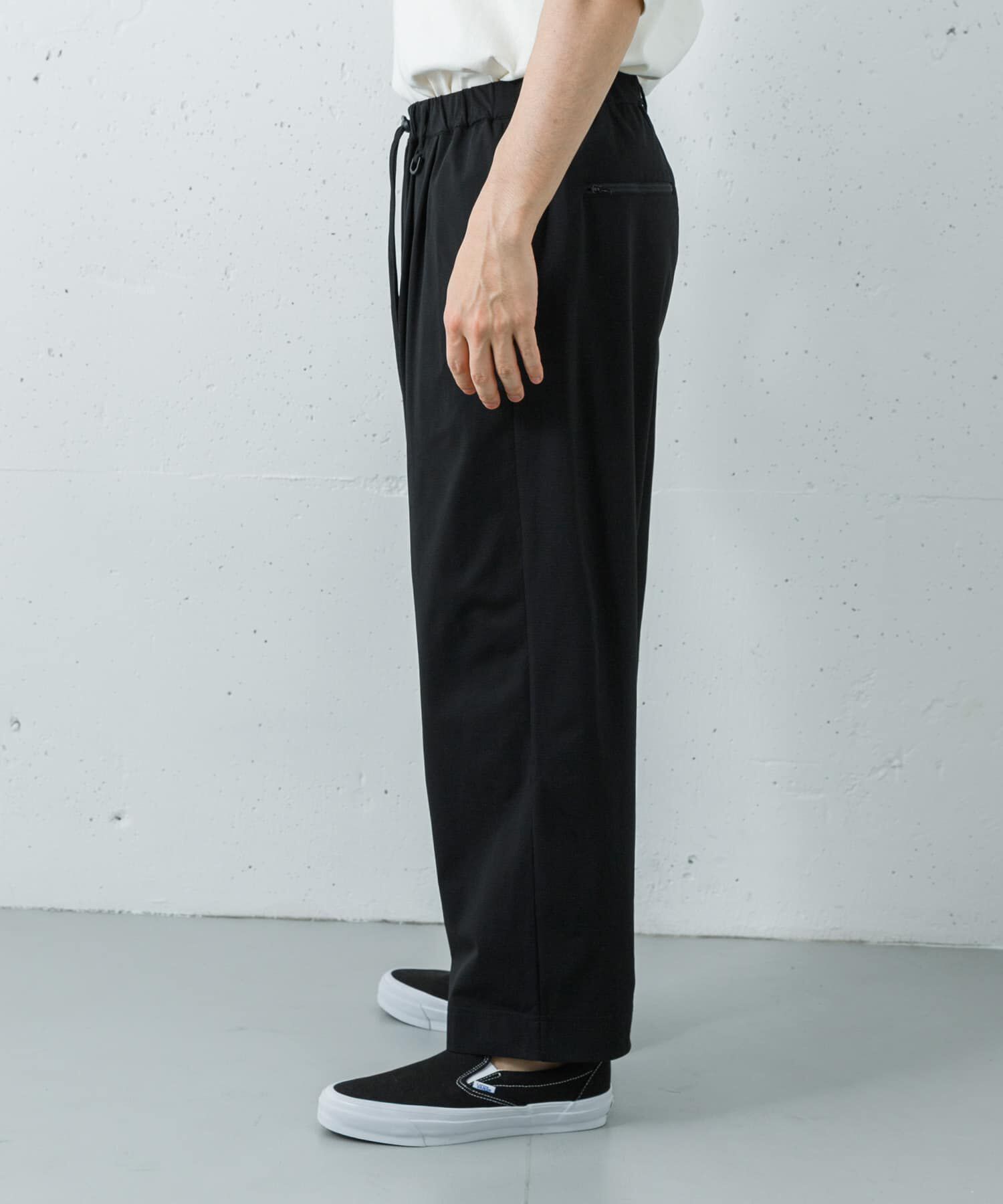 URBAN RESEARCH「Wide Dad　BREEZY TECH EASY PANTS」|その他|