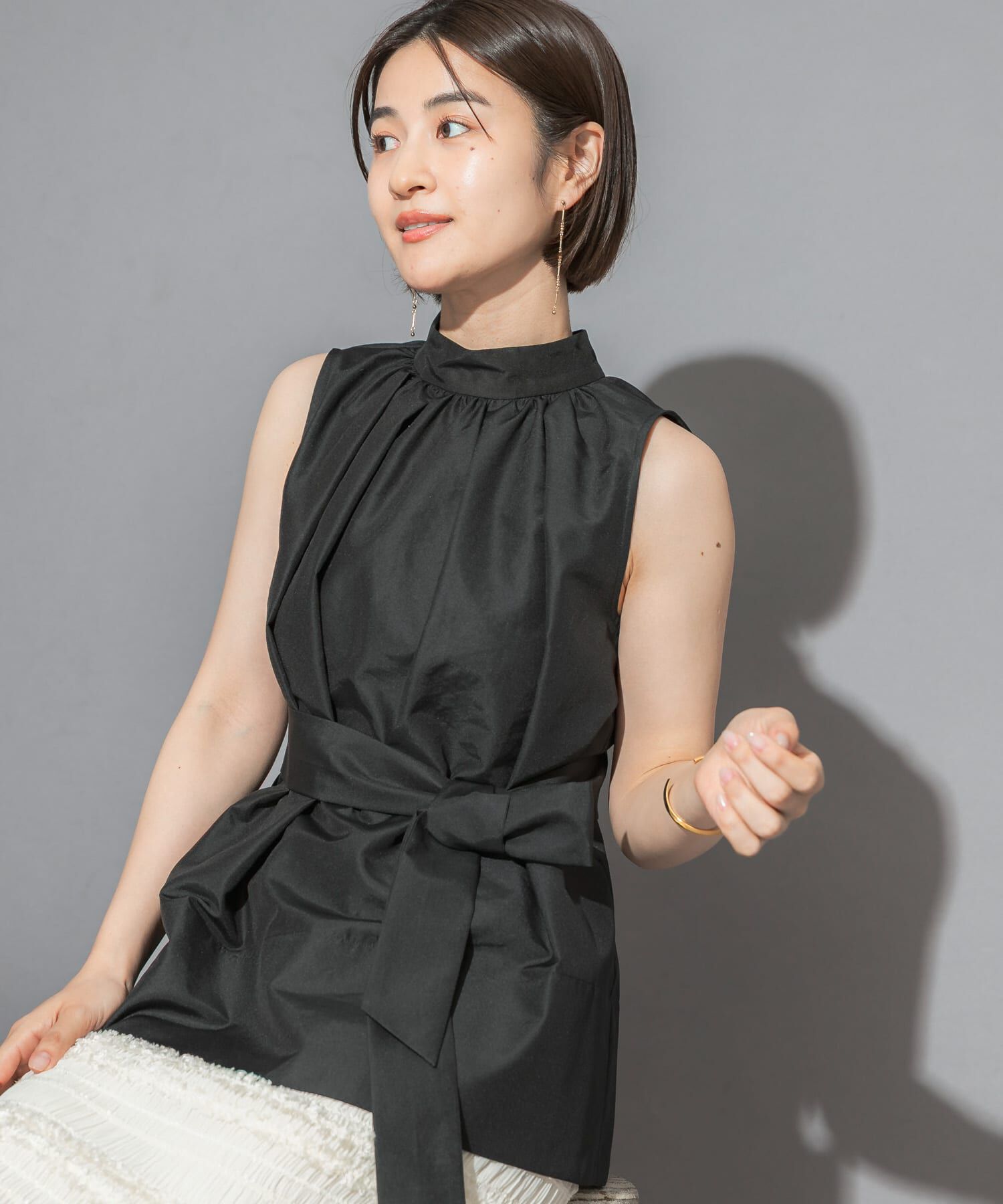 URBAN RESEARCH ROSSO「『ドラマ着用商品』ウエストマークハイネックシャツブラウス」|シャツ・ブラウス|