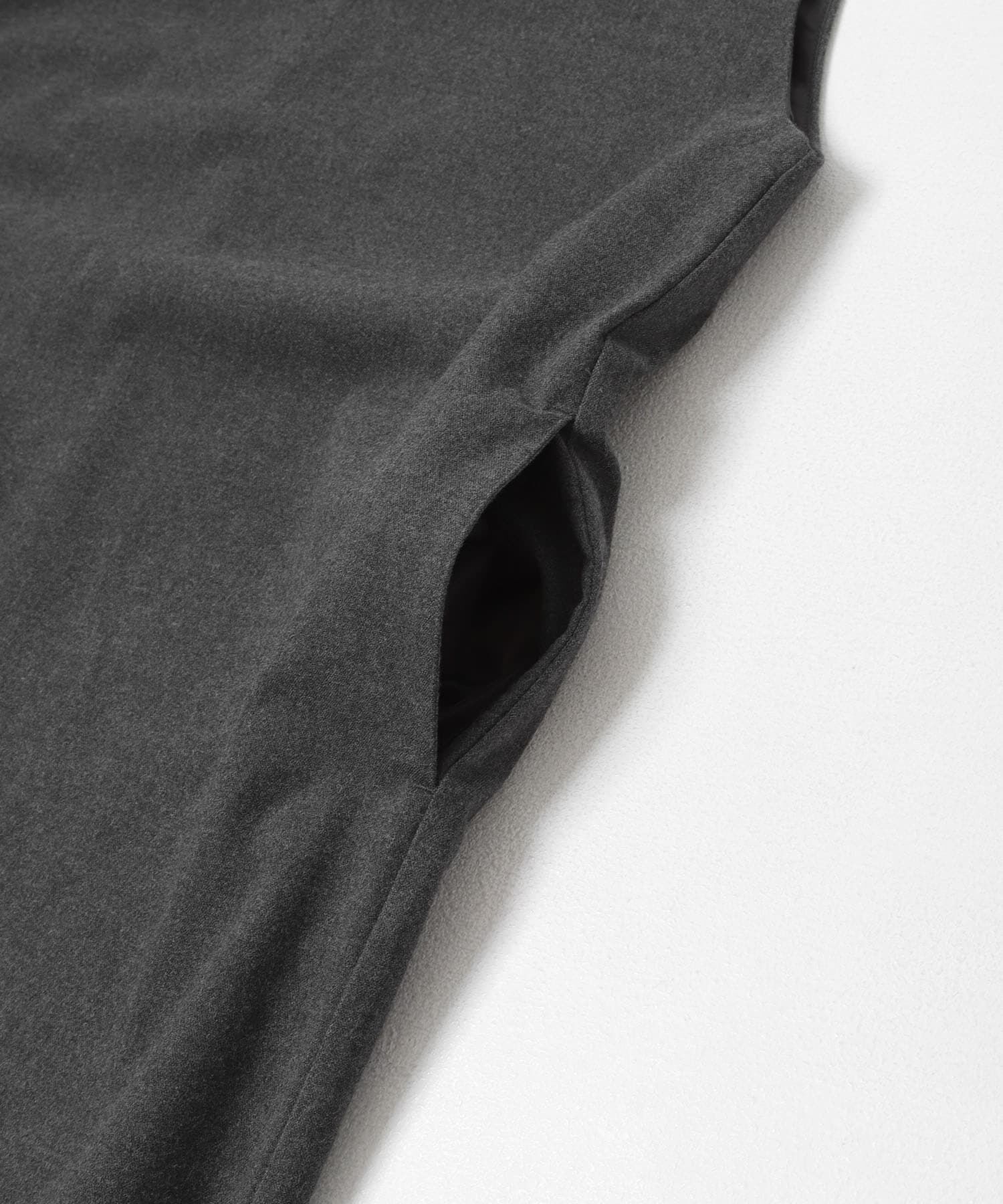 URBAN RESEARCH DOORS「『UR TECH』ストレートラインジャンパースカート」|ジャンパースカート|